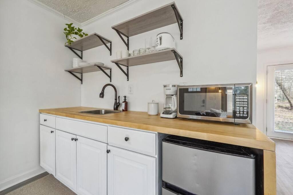 Cozy Close To Ksu With Ev Plug In Appartement *
